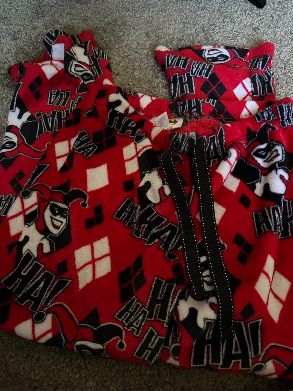 DC Comics Harley Quinn Red Black White Fleece Pajama Set